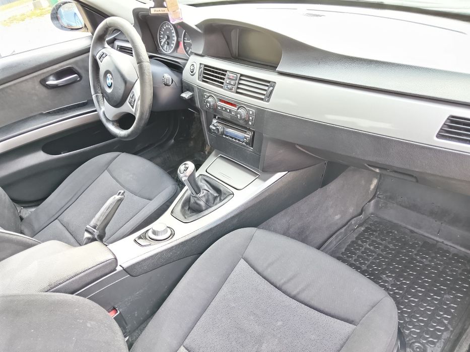 BMW E90 320D M47 2006r  Do jazdy