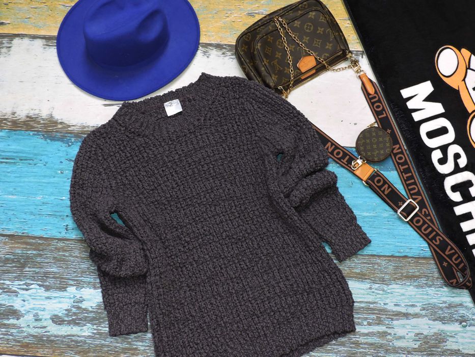 Up Fashion milutki grafitowy sweterek 40