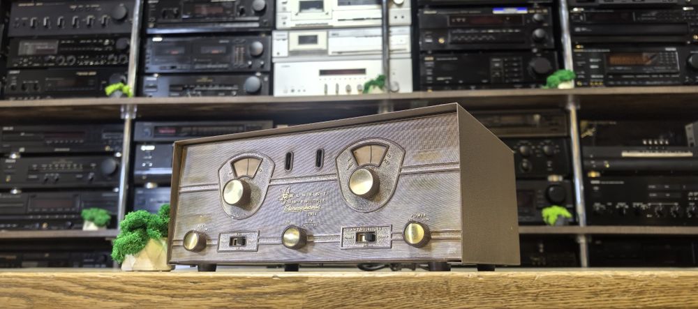 Вінтажний радіоприймач Calbest stereophonic