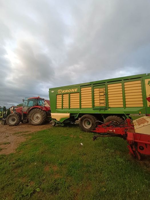 Usługi rolnicze zbiór traw