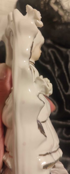 Kolekcjonerska figurka Gräfenthal Carl Scheidig – dziewczynka w pergoli vintage DDR / NRD