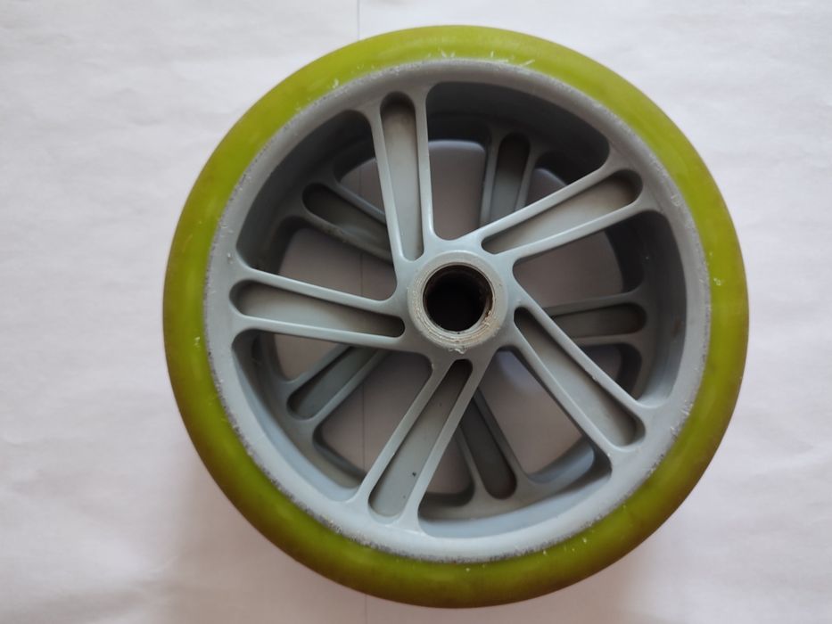 Kółko do hulajnogi miejskiej 20cm