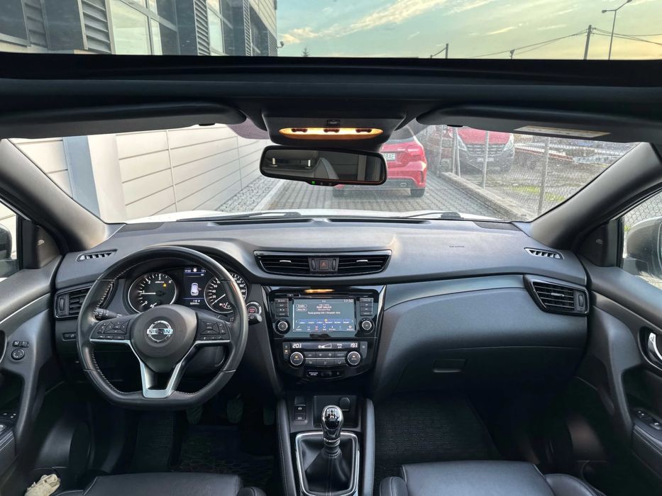 Nissan Qashqai      2020
