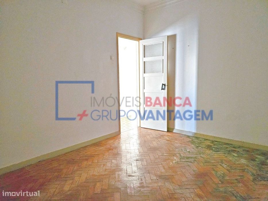 Apartamento T3, 80 m2 Barreiro l Bem Localizado