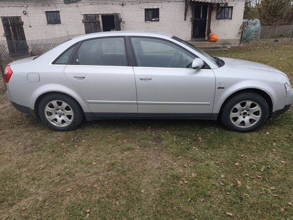 Audi A4 B6 2.0 B.+gaz 2001r.