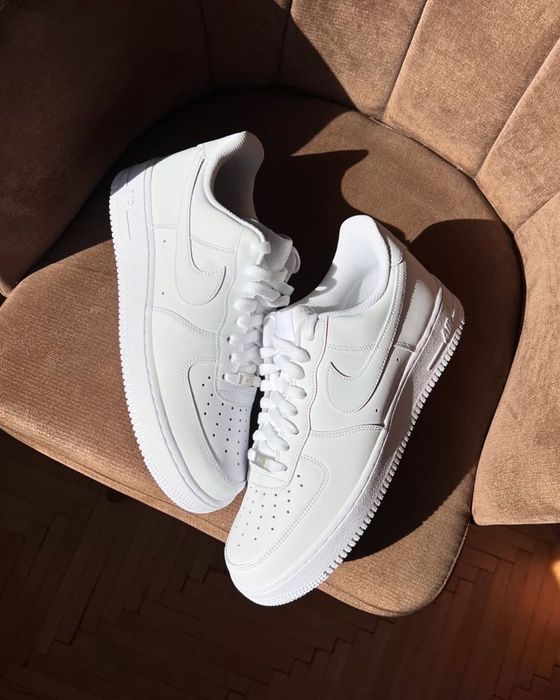 Чоловічі кросівки Nike Air Force 1 White