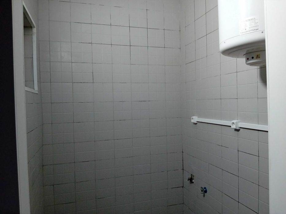 Arrenda-se andar de moradia T2 em Vila Nova de Gaia, Coimbrões