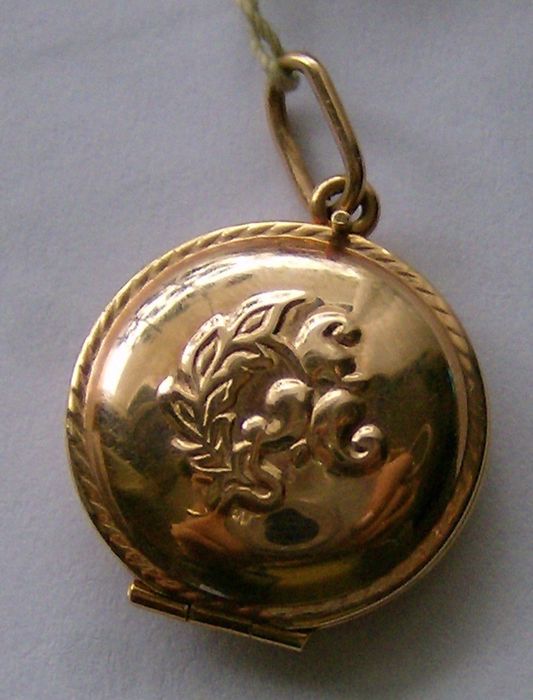 Złota przywieszka - sekretnik 583 chrzest, komunia, prezent