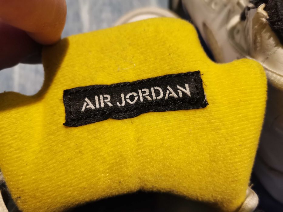 Buty Nike Air Jordan 5 Retro Laney 38,5 24cm