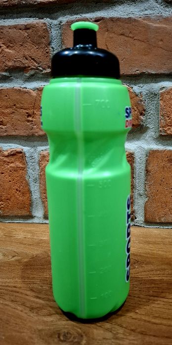 Bidon pojemnik butelka 700 ml
dostępne 2 szt.