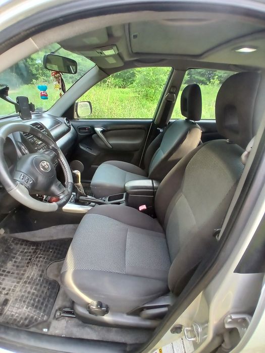 Sprzedam Toyote Rave 4