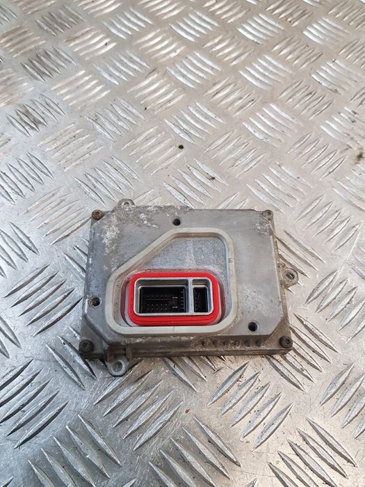 Przetwornica Xenon 1307329098 Volvo V50 I 06R-