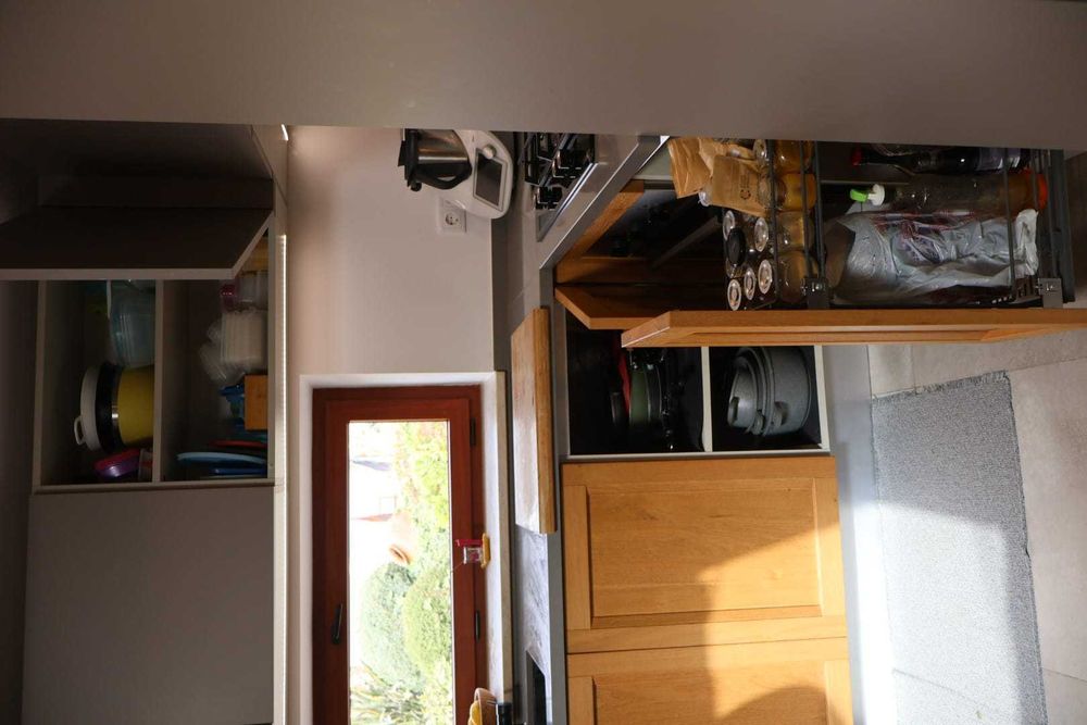 Cozinha VENETA CUCINE como nova.