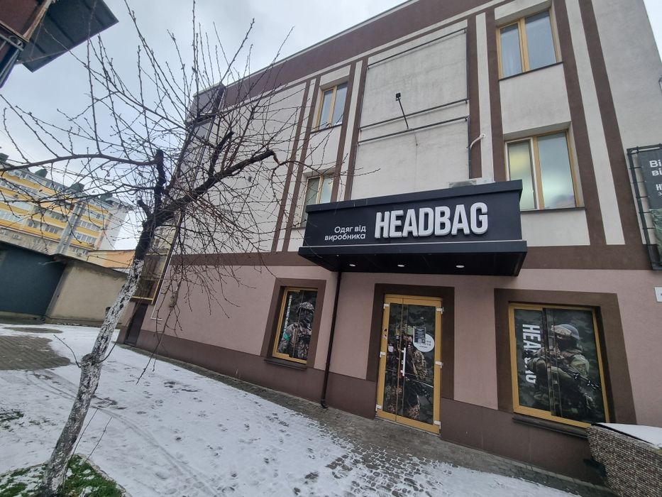 Центр міста, вул.Замкова, 1 поверх. 127кв.м.