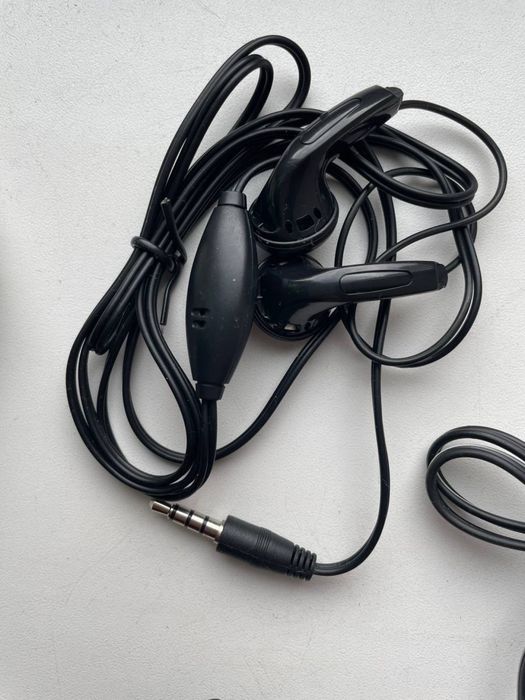 Зарядка наушники для телефона