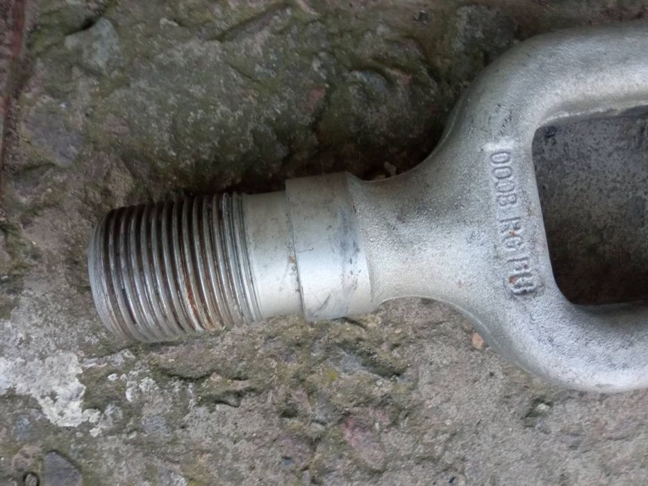 Продам крюк буксировочний  MAN