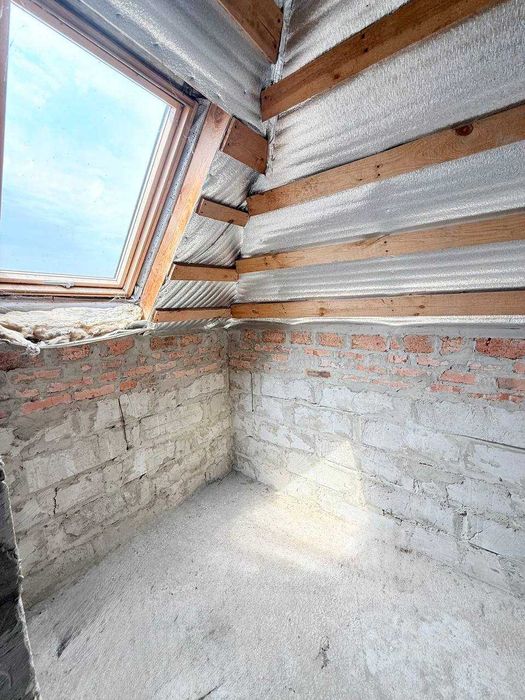 Продаж будинку.Крушинка.Київська область.Біля озера.10 соток.