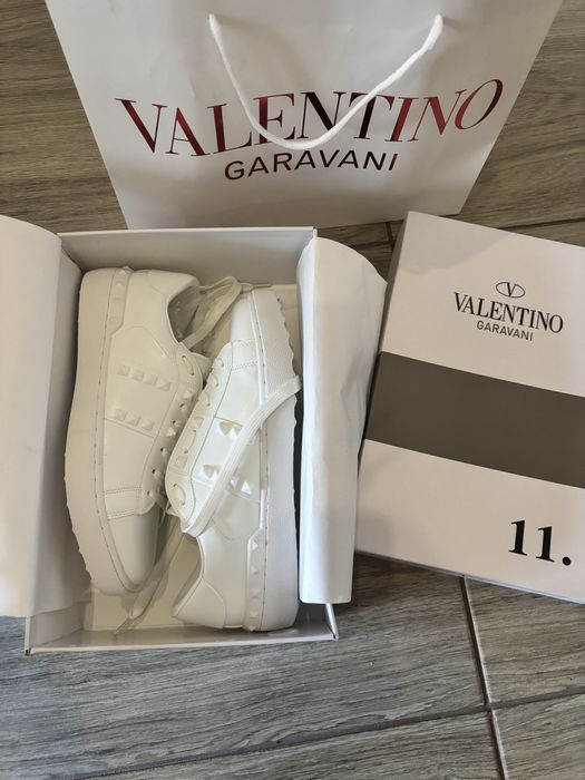 Кроссовки Valentino