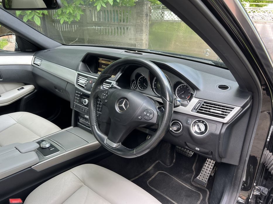 Продам Mercedes Benz E212 AMG праве кермо.