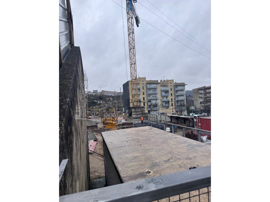 T1 Para Venda Em Lordelo