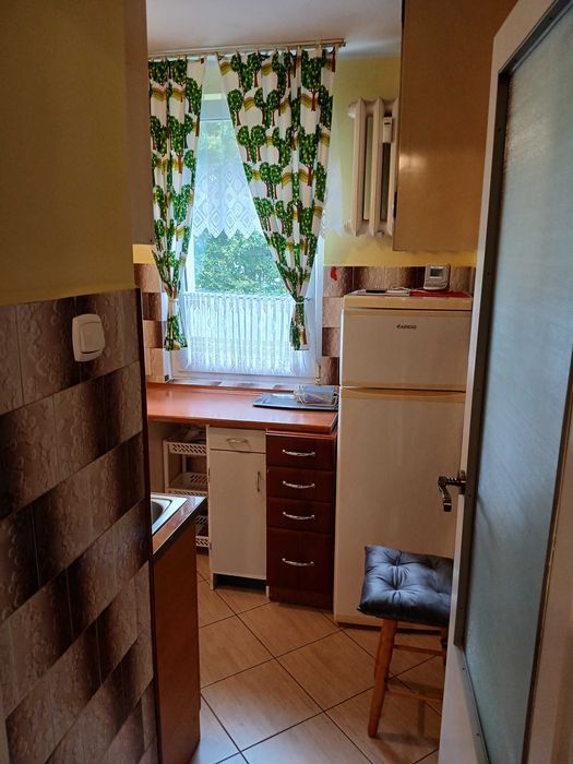 Mieszkanie na wynajem 48 m2. z balkonem, piwnicą oraz miejscem postojowym.