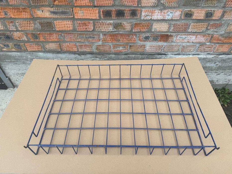 Б/В Металеві сітчасті полиці та кошики для товарів