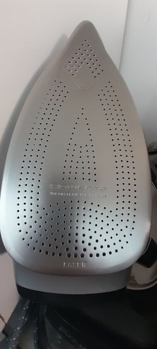 Ferro de engomar com Caldeira ROWENTA