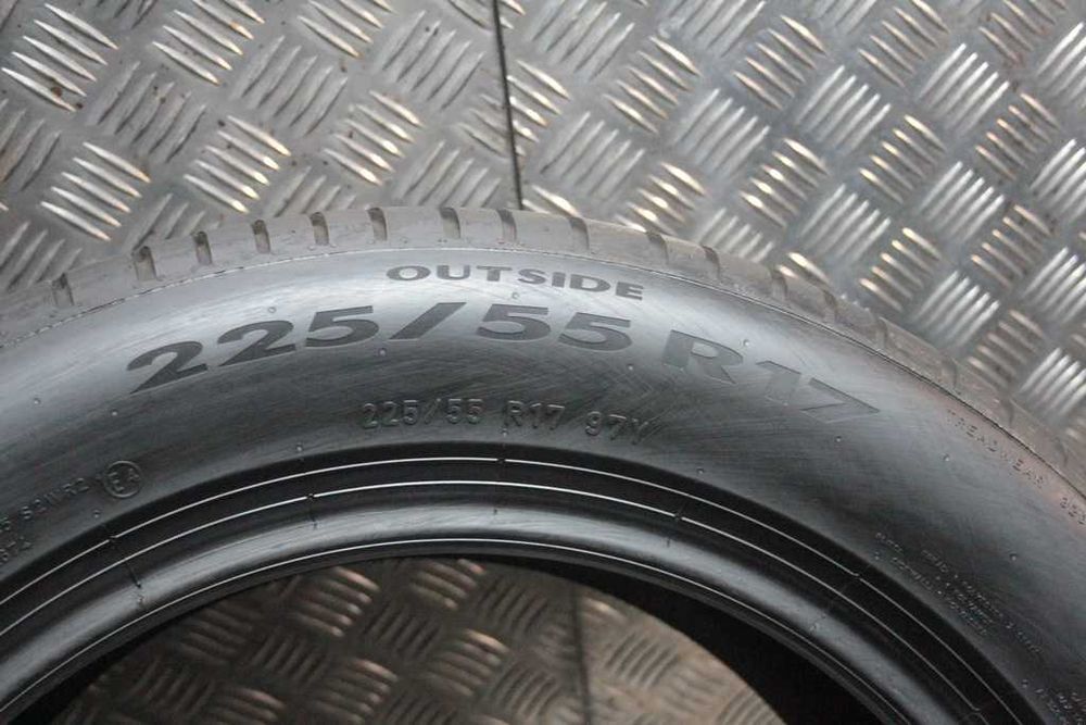 225/55/17 Pirelli Cinturato P7 MO M0 225/55 R17 97Y 2020r