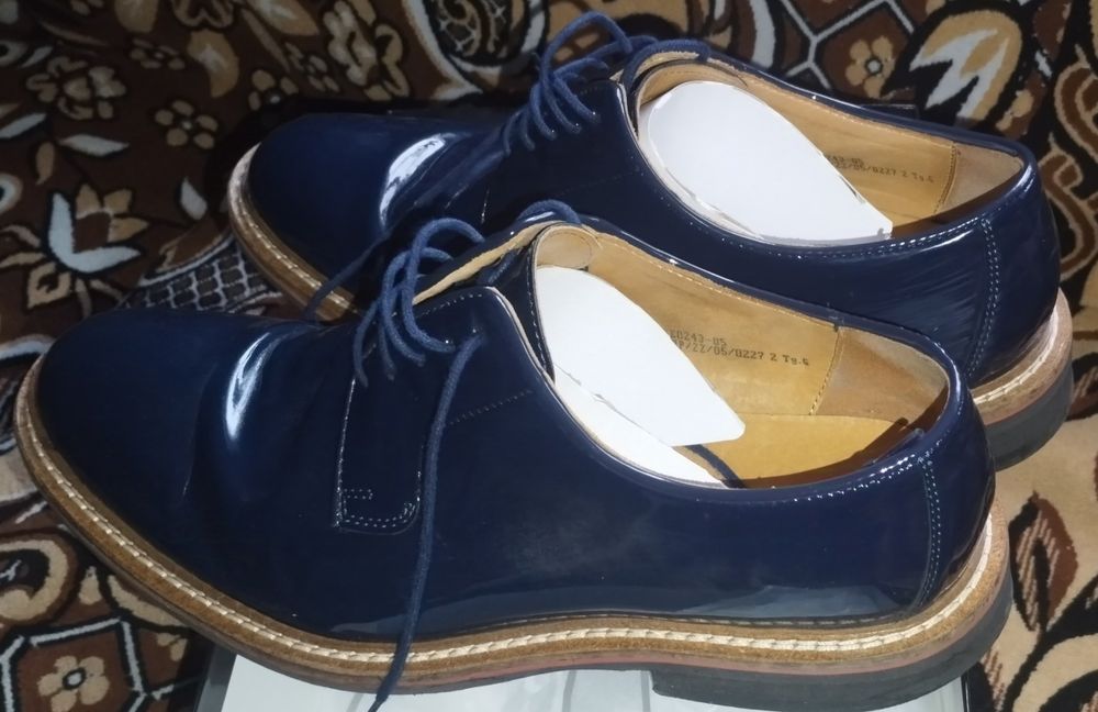 Buty Conhpol półbuty lakierki Oscar CE0243-05