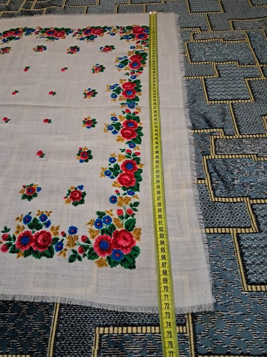 Хустка шерстяна жіноча