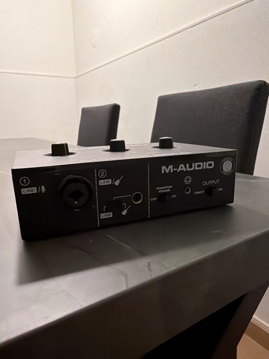 Interface de Áudio M-Audio M-Track Solo – Excelente Estado