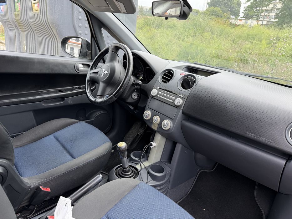 Mitsubishi Colt CZ3 Comercial 1.5 Diesel – Económico e Fiável