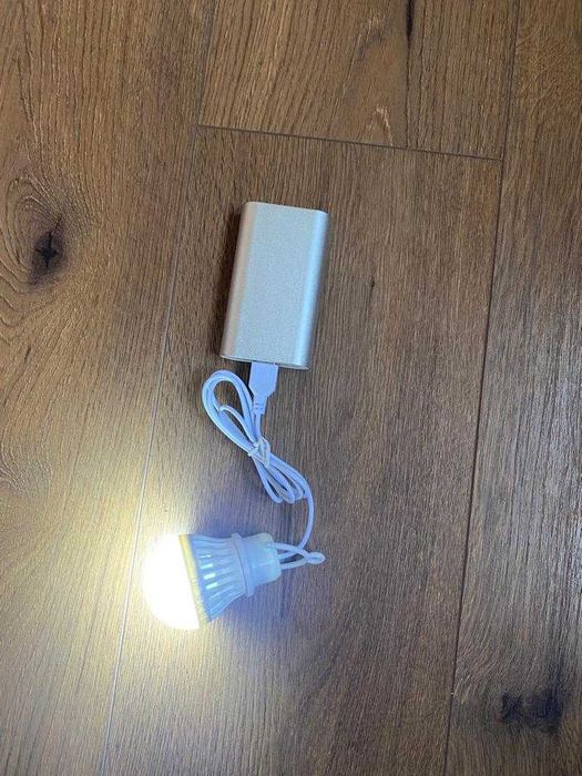 Лампа с usb работает от повербанка юсб 3Вт світить добре
