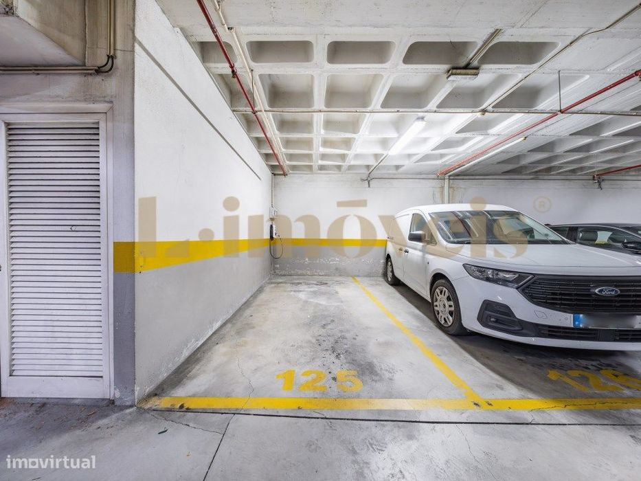 Apartamento T3, Mobilado E Equipado, No Fórum, Vizela.
