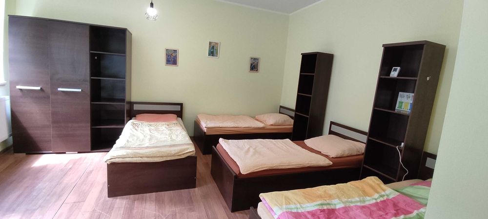 Mieszkania dla pracowników, Kwatery, pokoje dla firm, Noclegi