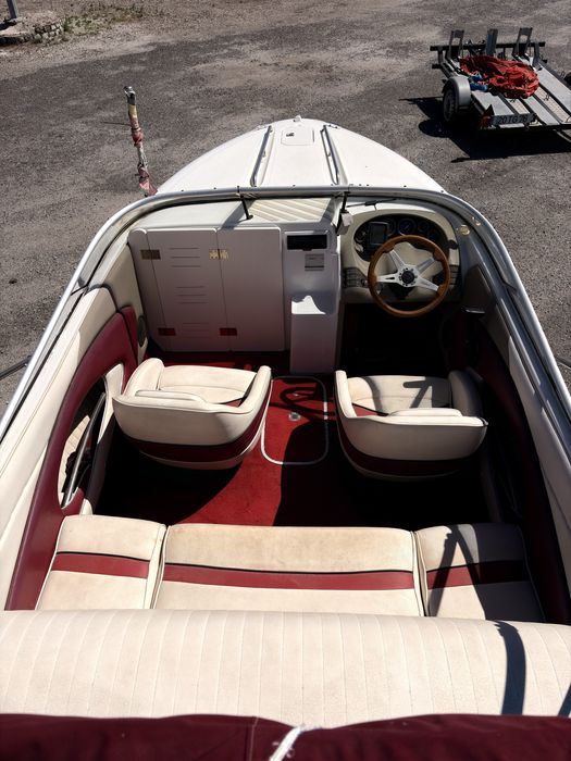 Barco Bayliner Capri Impecável (Registo Polaco)