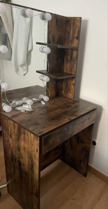 Toucador /make up desk