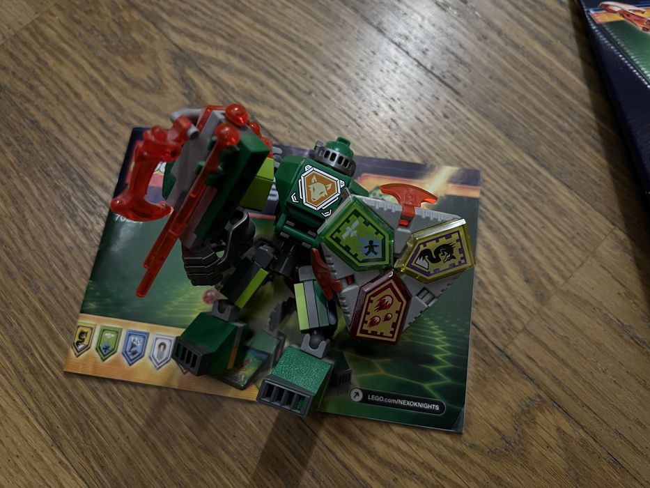 LEGO Nexo Knights 70364 Battle Suit Aaron в ідеальному стані