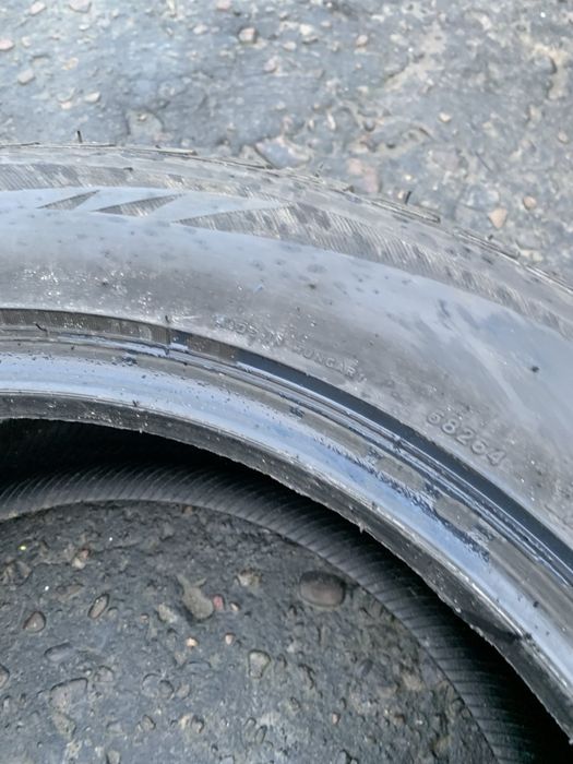 Шини 235/55 R18 Bridgestone зима 2022 рік,6,2/6,8 ми