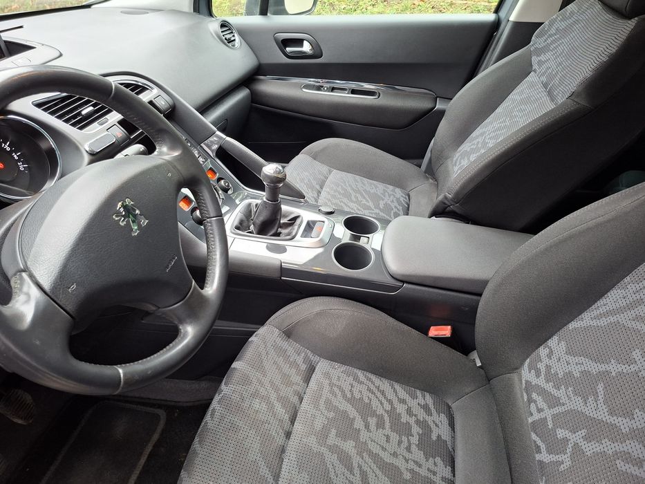 Ładny stan Panoramadach 1.6 Benzyna ważne opłaty