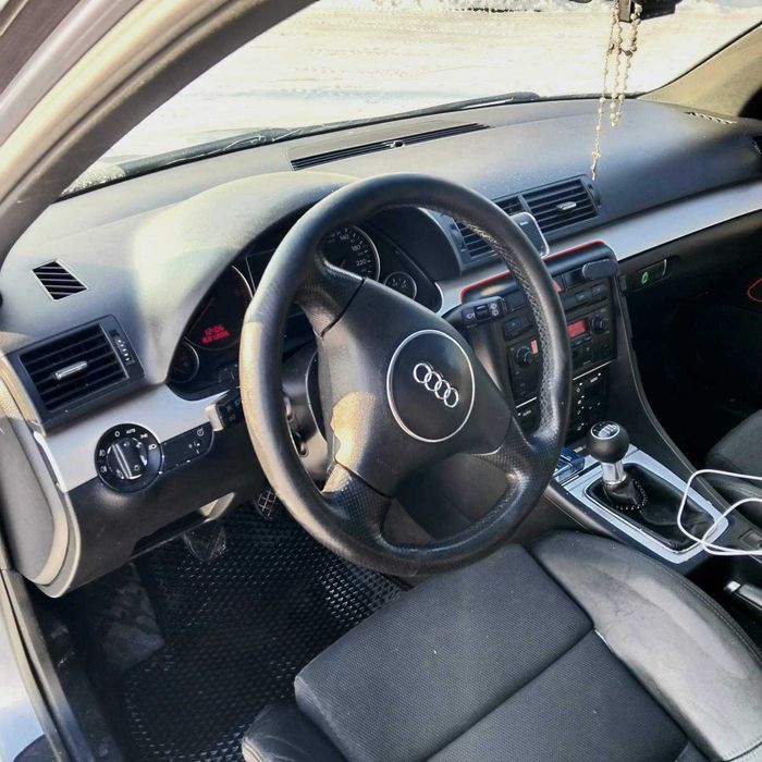 Продам ауді а4 б6