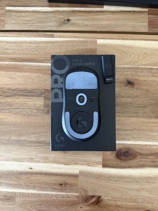 Logitech G Pro X Superlight 2 Preto com Caixa e Acessórios