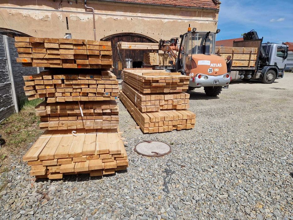 Drewno konstrukcyjne C24 / Więźba dachowa / podbitka / łata