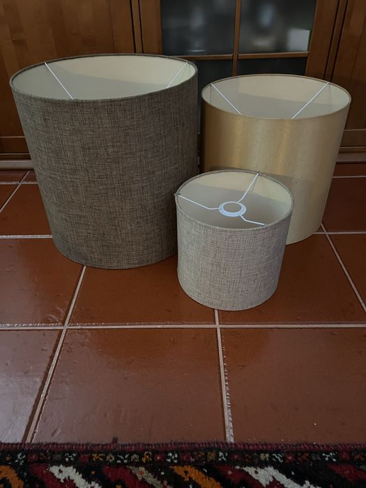 Candeeiro para cozinha ou sala.