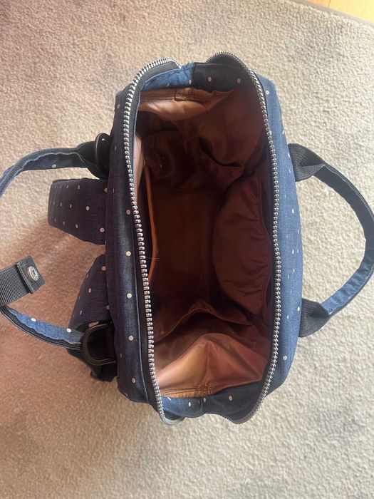 Mochila de maternidade que dá para pendurar no carrinho