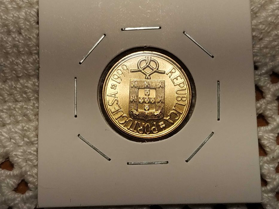 Portugal - 1999 5 Escudos Coin