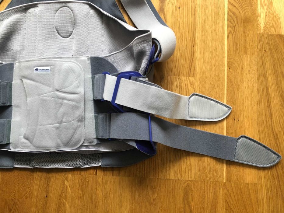 Корсет поясничный Bauerfeind Softec Dorso, корректор позвоночника