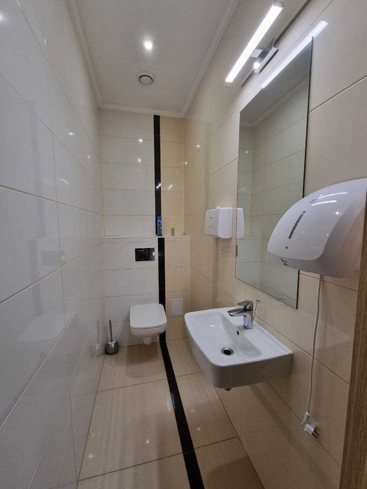 Продаж топового приміщення в центрі міста, новобудова