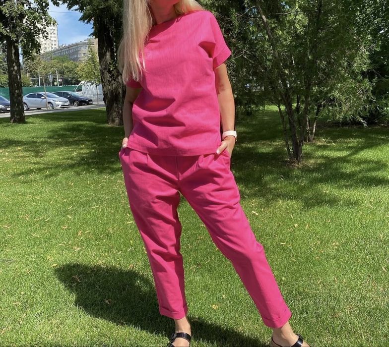 Костюм льон малиновий