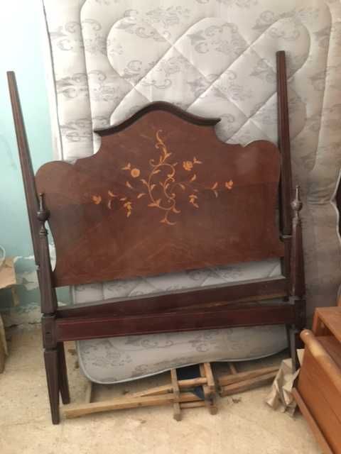 Mobília de quarto D. Maria